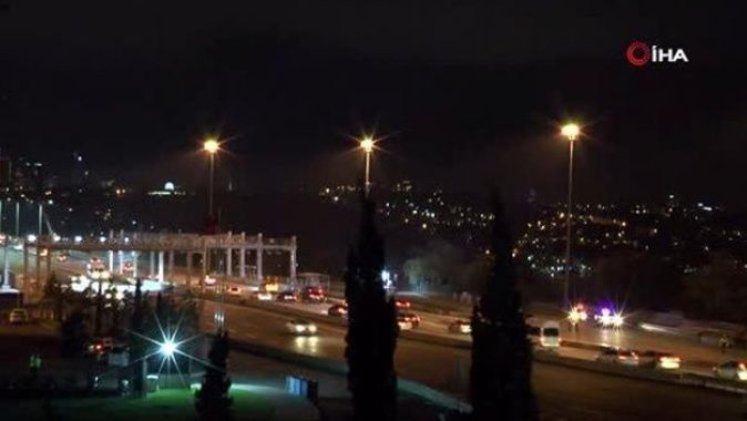 Sokağa çıkma kısıtlamasının ikinci gününde 15 Temmuz Şehitler Köprüsü’nde trafik yoğunlaştı
