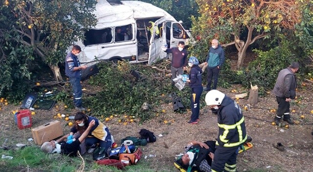 Tarım işçilerini taşıyan servis aracı kaza yaptı: 9 yaralı