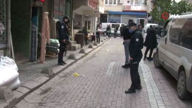Zeytinburnu’nda silahlı kavga: 2 yaralı