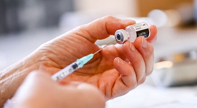 AB, Covid-19 aşısı olmayanları kayıt altına alacak