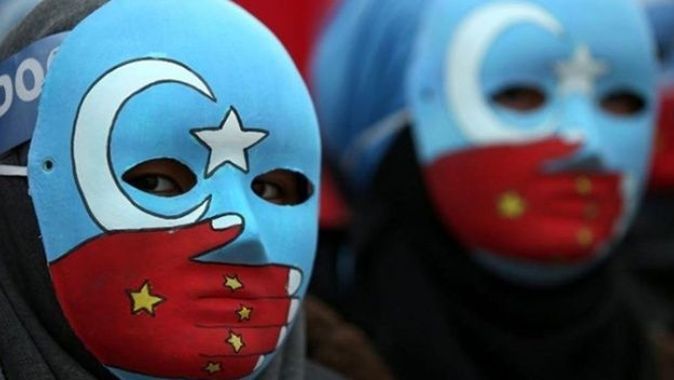 Çin&#039;in Uygurlara zulmü devam ediyor! Toplama kamplarında zorla çalıştırıyor
