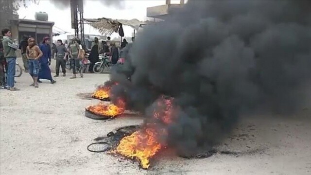 Deyrizorlu Araplar terör örgütü YGP/PKK&#039;nın halkı yakıttan mahrum bırakmasını protesto etti