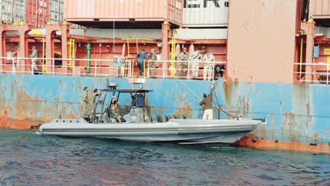 Hafter&#039;den küstah hareket! Türk gemisi alıkonuldu