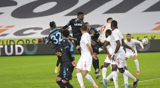 Trabzonspor ile Sivasspor 1-1 berabere kaldı
