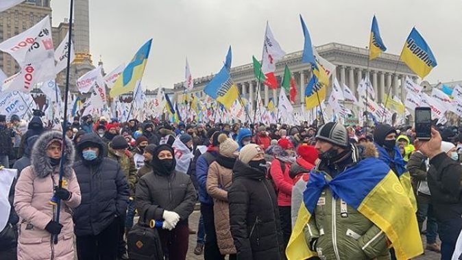 Ukrayna’daki işletme sahibi protestoculara maddi destek