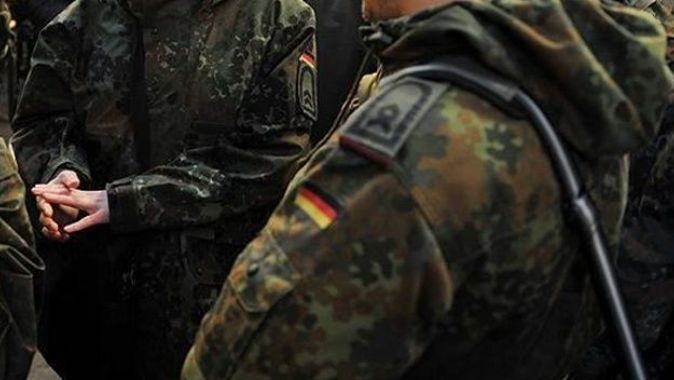 Almanya’da 10 bin asker, Covid-19 testi için sahaya çıkıyor