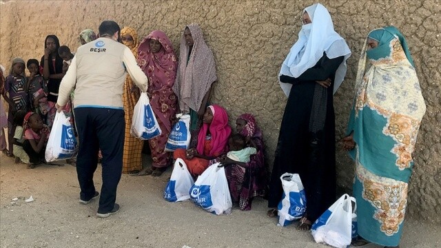 Beşir Derneği Çad&#039;daki Abeşe Türklerine kurban eti dağıttı