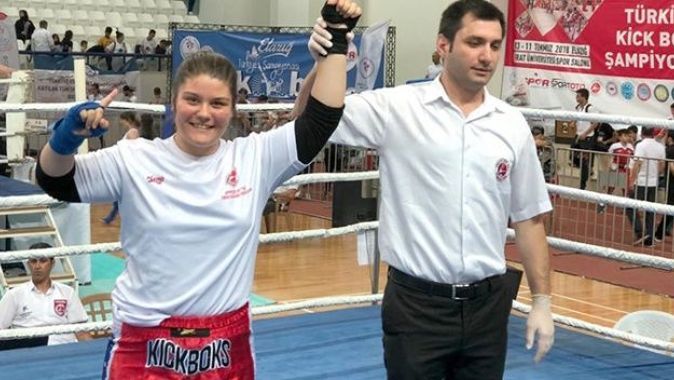 Dalga konusu olan kilolarından kurtulmak için başladığı sporda Türkiye şampiyonu oldu
