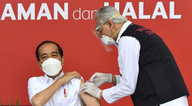 Endonezya&#039;da ilk Kovid-19 aşısı Devlet Başkanı Widodo&#039;ya yapıldı