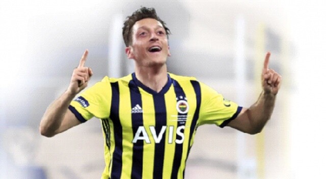 Fenerbahçeli Özil&#039;den ilk sözler: Gururla taşıyacağım