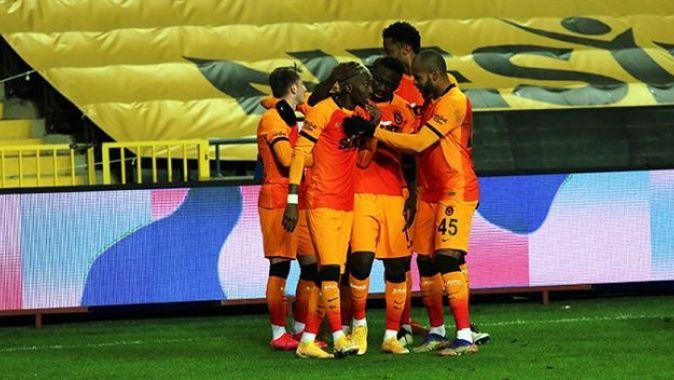 Galatasaray&#039;da Onyekuru hızlı başladı