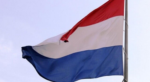 Hollanda&#039;da hükümet istifa etti