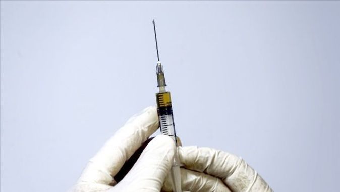 Hollanda&#039;da Kovid-19 aşısı yapılmaya başlandı