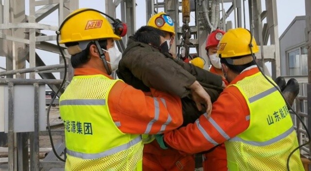 Çin’de altın madeninde mahsur kalan 22 madenciden 11&#039;i iki hafta sonra kurtarıldı