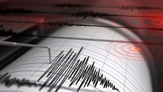 İspanya Granada&#039;da 4,3 büyüklüğünde deprem