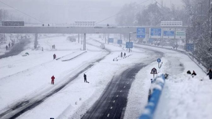 İspanya tarihi kar yağışıyla savaşıyor! Yeni soğuk hava dalgası kapıda