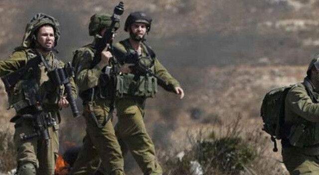 İsrail askerlerinden Batı Şeria&#039;daki Filistinlilere müdahale
