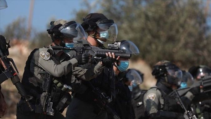 İsrail güçlerince Batı Şeria&#039;da vurulan bir Filistinli şehit oldu
