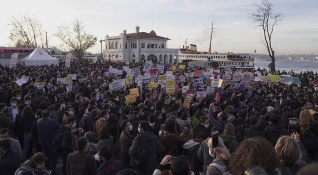 Kadıköy&#039;de Boğaziçi eylemi! LGBT&#039;liler için yürüyorlarmış
