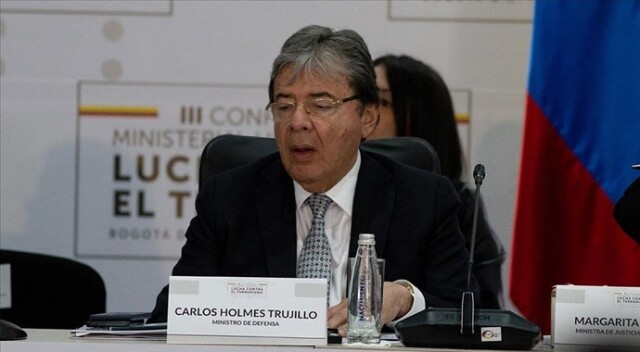Kolombiya Savunma Bakanı Trujillo Covid-19 nedeniyle hayatını kaybetti