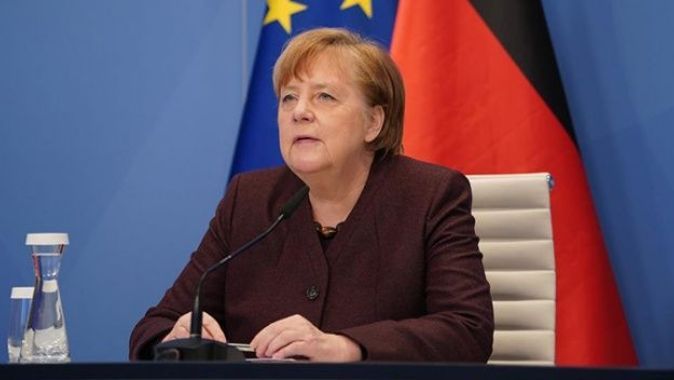 Merkel: Korona hem zayıf hem de güçlü yönümüzü gösterdi