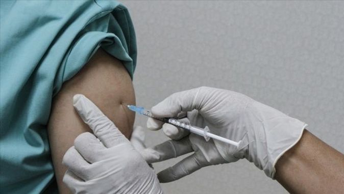 MHP&#039;nin doktor milletvekilleri aşı oldu