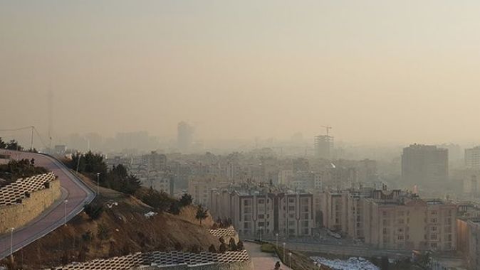 Tahran&#039;da hava kirliliği yüksek seviyelere ulaştı