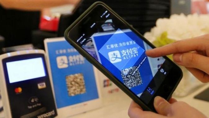 Trump, Çin merkezli 8 mobil ödeme uygulamasıyla işlemleri yasakladı