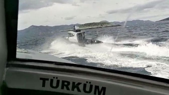 Uluslararası hukuku ihlalde sınır tanımayan Yunan botlarına Türk Sahil Güvenlik botları ‘Dur’ dedi