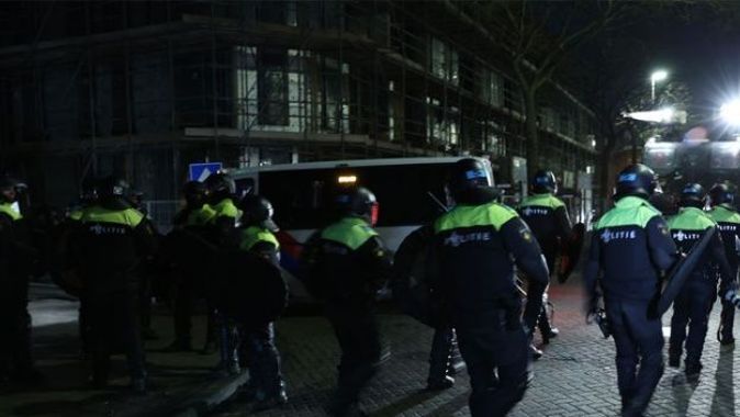 Yasağın dördüncü gününde Hollanda&#039;da protestolar sürüyor