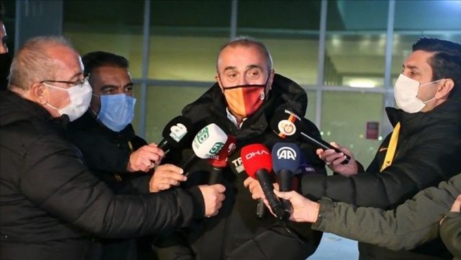 Abdurrahim Albayrak: Baskı altında olan bir hakeme rağmen Galatasaray buradan 3 puanı aldı