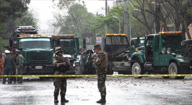 Afganistan&#039;da Taliban, polis karakoluna saldırdı: 5 ölü