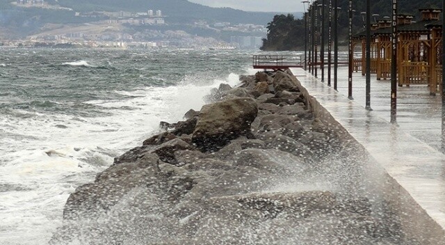Akdeniz&#039;de bugün ve yarın kuvvetli fırtına bekleniyor