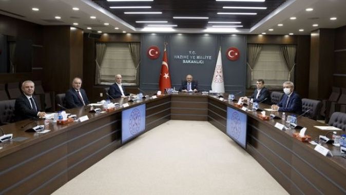 Bakan Elvan, Türk-İş Yönetim Kurulu üyelerini kabul etti