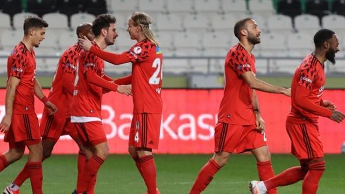 Beşiktaş yarı finale penaltılarla çıktı