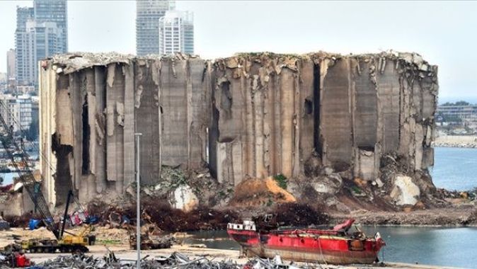 Beyrut Limanı&#039;nda uzun yıllardır depolanan 52 konteynerlik kimyasal madde Almanya&#039;ya gönderilecek