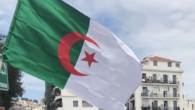 Cezayir hükümeti: Fransa&#039;nın sömürge suçlarından kaçışı uzun sürmeyecek