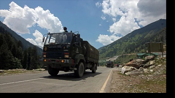 Çin ve Hint askerleri sınır ihtilafının yaşandığı bölgeden geri çekilme sürecini tamamladı