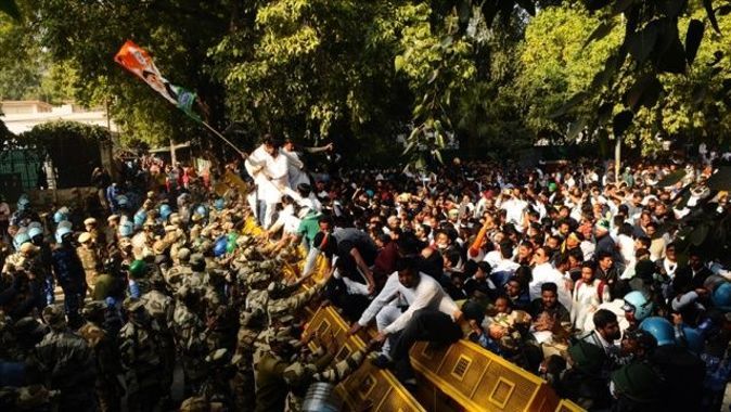 Hindistan&#039;da protestocu çiftçiler gösterilere devam etmekte kararlı