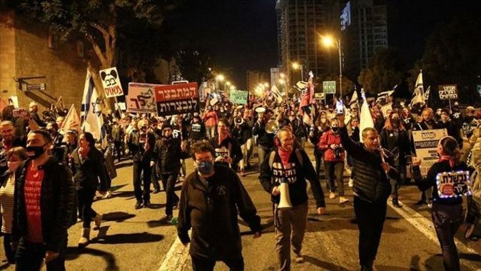 İsrail&#039;de Netanyahu karşıtı gösteriler 34. haftasına girdi