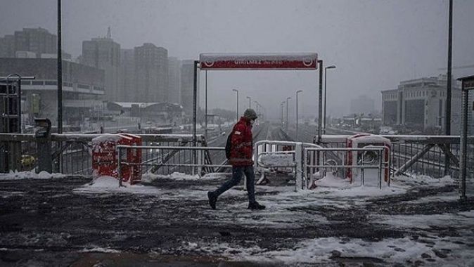 İstanbul&#039;da kar yağışı ne kadar sürecek? Meteoroloji açıkladı (15 Şubat 2021 hava durumu)