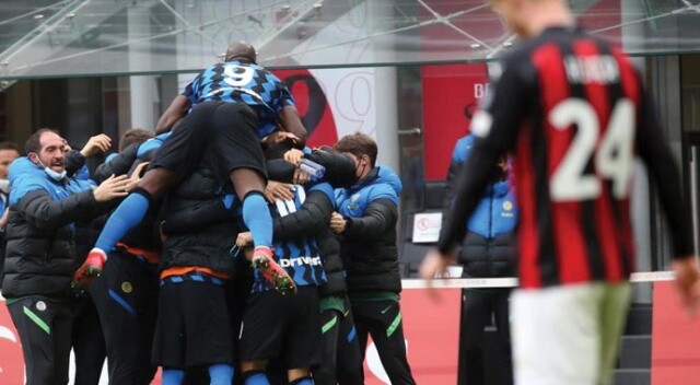 Milano derbisini kazanan Inter