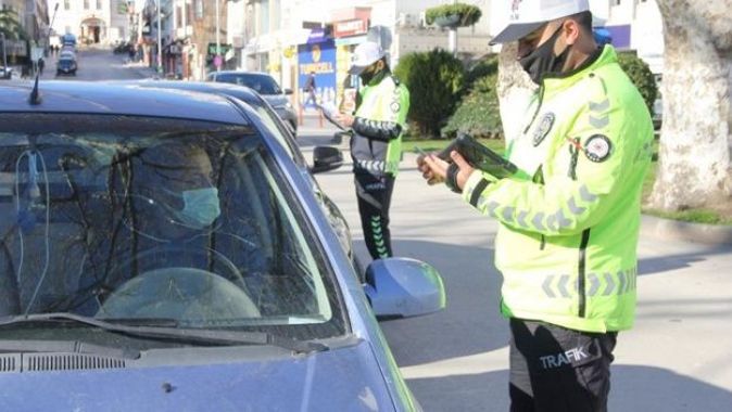 Sinop’ta polis kısıtlamada gezmeye çıkanlara fırsat vermedi