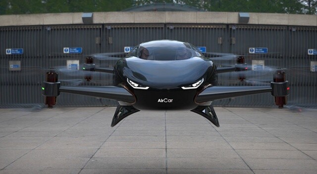 Uçan araba 2025’te göklerde
