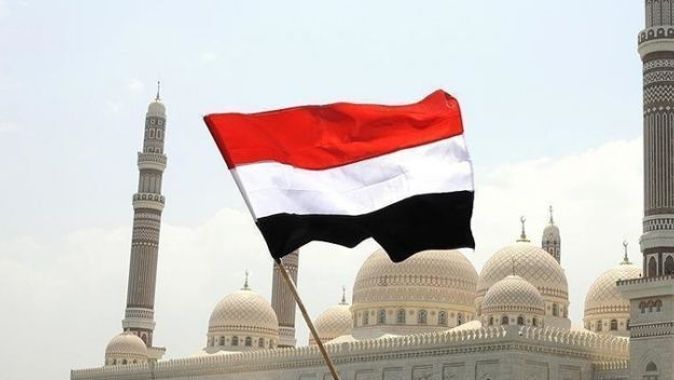 Yemenli hükümet yetkilisi, BAE&#039;nin ülkedeki askeri varlığını koruduğunu duyurdu