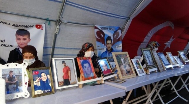 ‘HDP olmasaydı, PKK olmazdı&#039; diyen Diyarbakır anneleri, evlat nöbetini sürdürüyor