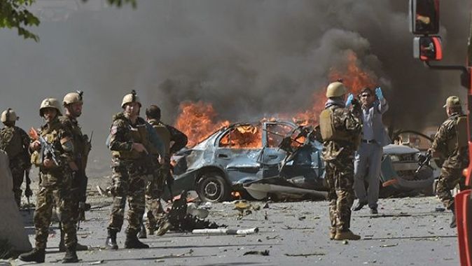 Afganistan&#039;da bombalı saldırı: 2 sivil öldü, 13 kişi yaralandı