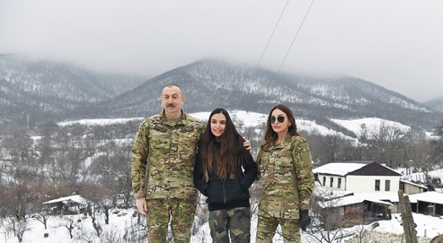 Aliyev, işgalden kurtarılan Şuşa şehrini ziyaret etti