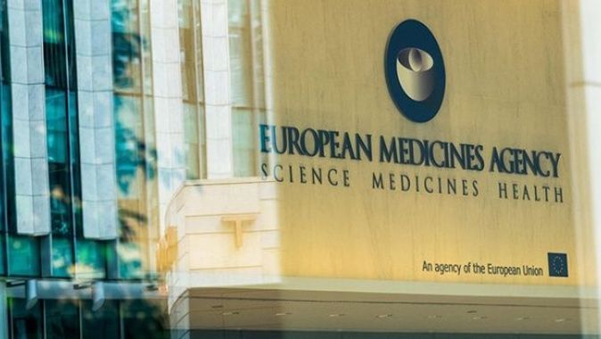 Avrupa İlaç Ajansı, tartışılan AstraZeneca aşısı için toplandı