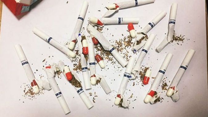 Hastanede yatan hastaya getirilen sigara dalı içine gizlenmiş uyuşturucu hap ele geçti